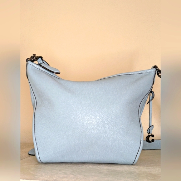 Coach C8482 Beautiful Baby Blue Pebbled Leather Crossbody/Shoulder Bag Like New - Picture 1 of 14